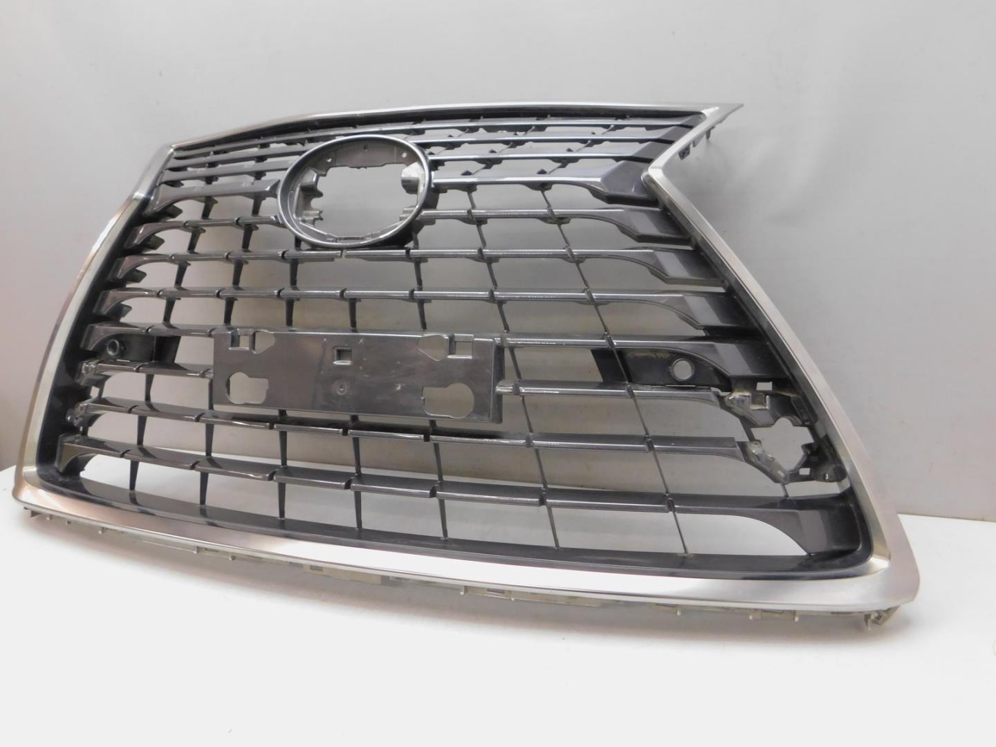 Решетка радиатора