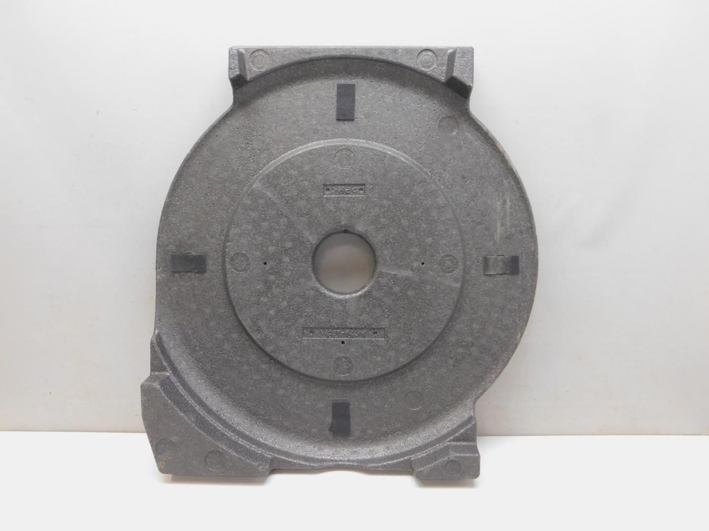 Обшивка багажника