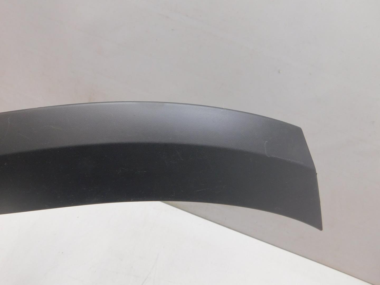 Накладка заднего бампера правая