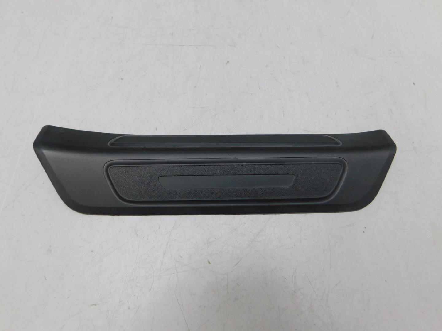 Накладка порога (внутренняя)