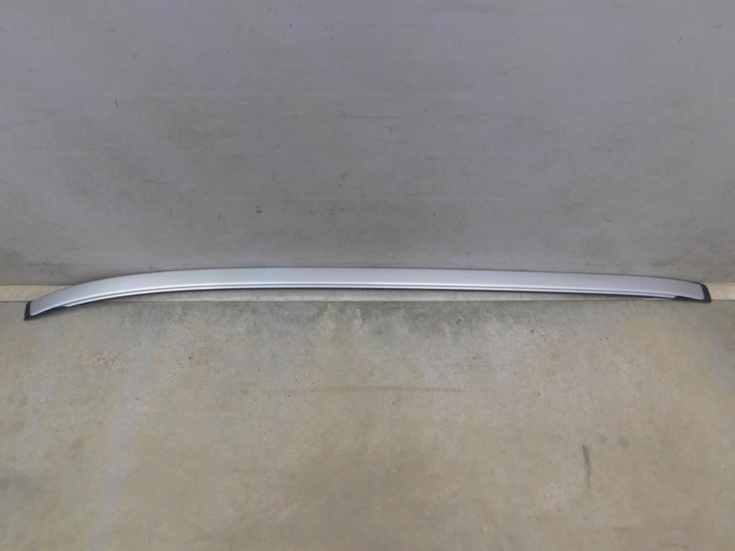 Рейлинг (релинг) левый (планка на крышу)