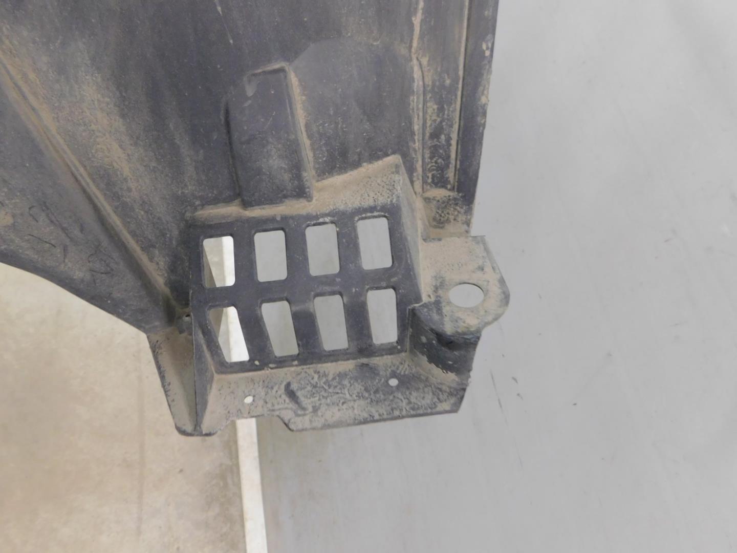 Локер передний правый