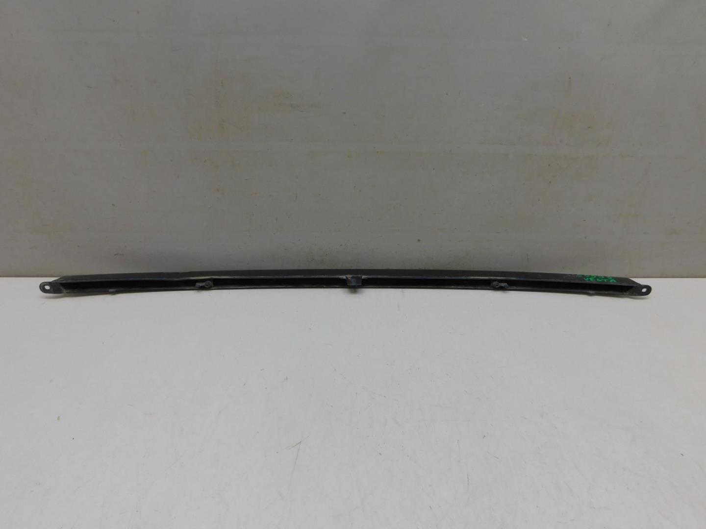 Накладка переднего бампера