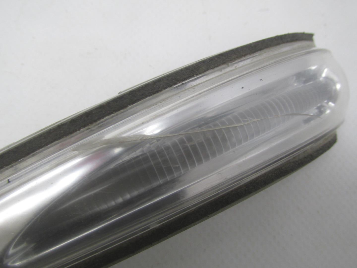 Указатель поворота левый