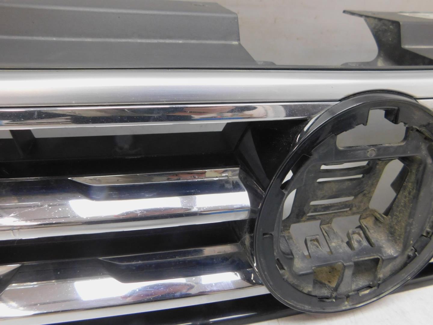 Решетка радиатора