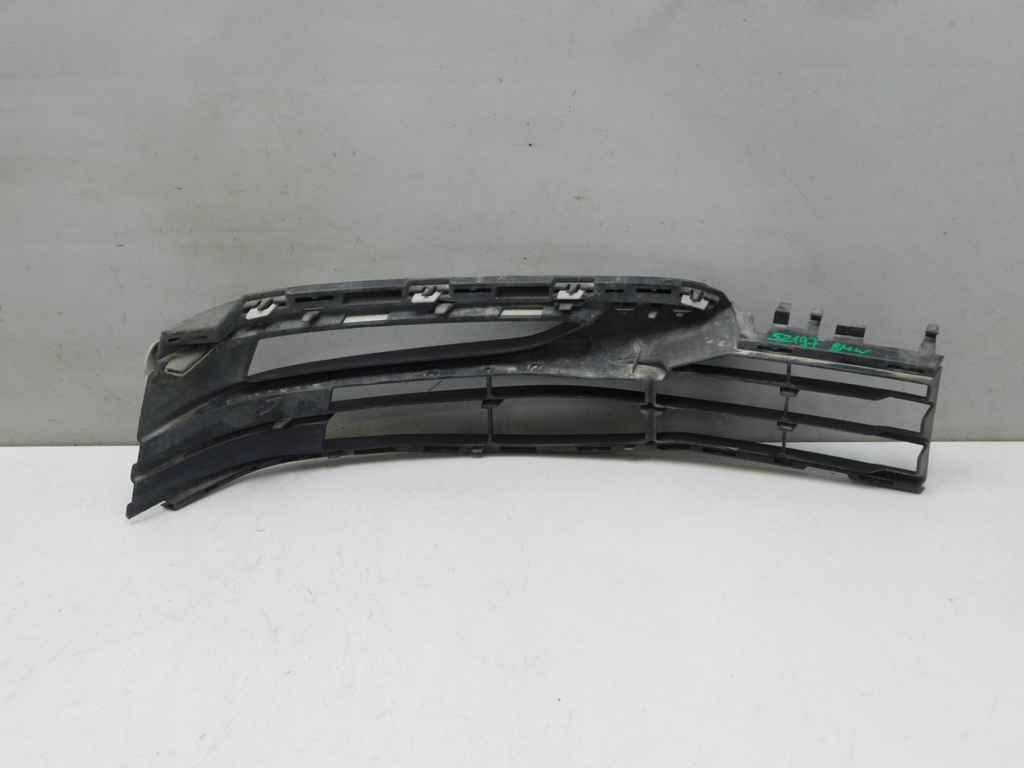 Решетка в бампер левая