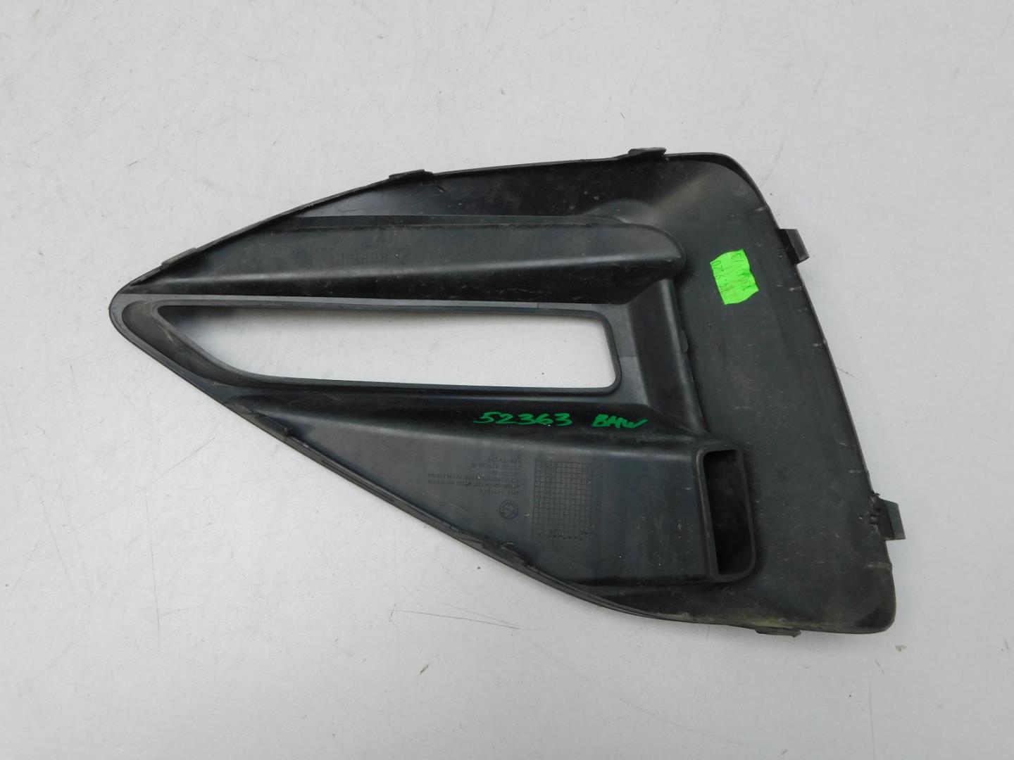 Решетка в бампер правая