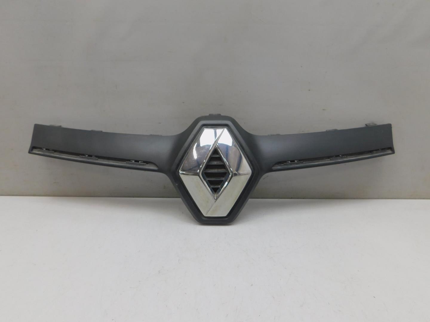 Накладка на решетку радиатора