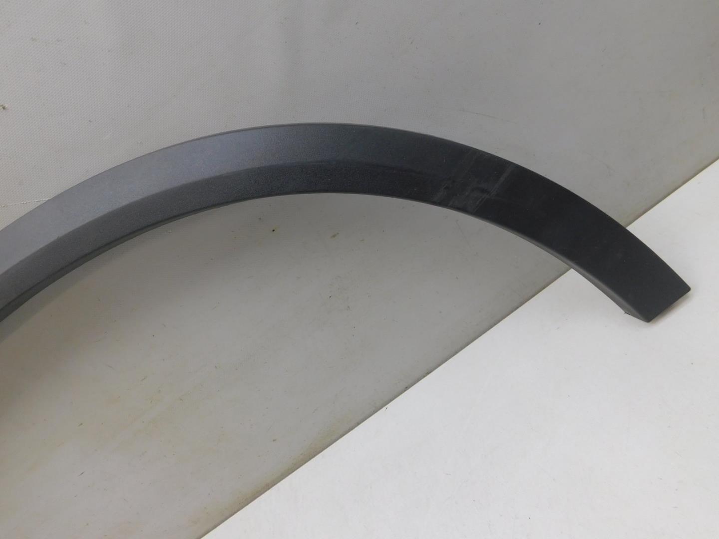 Накладка заднего крыла правого