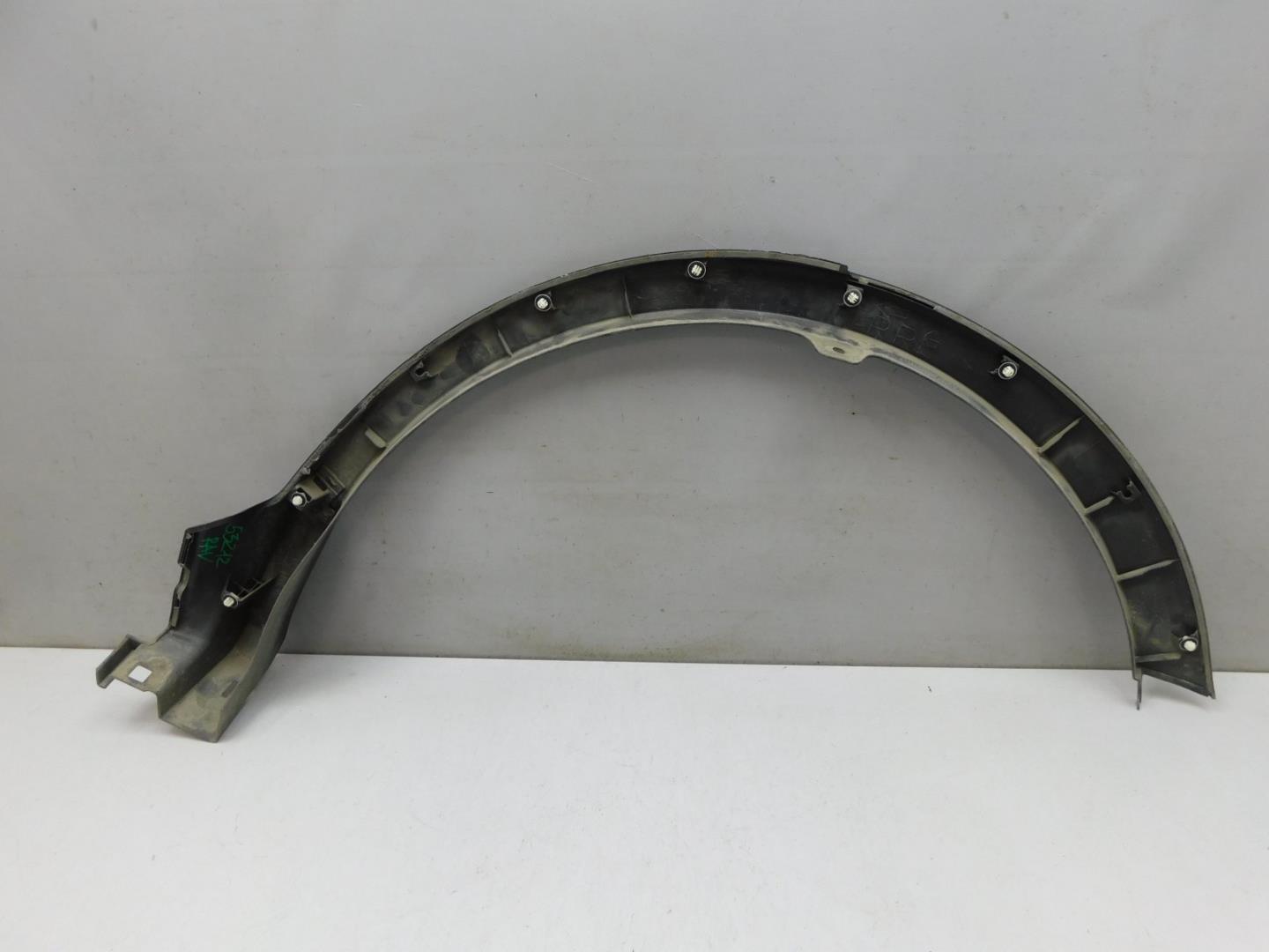 Накладка заднего крыла правого