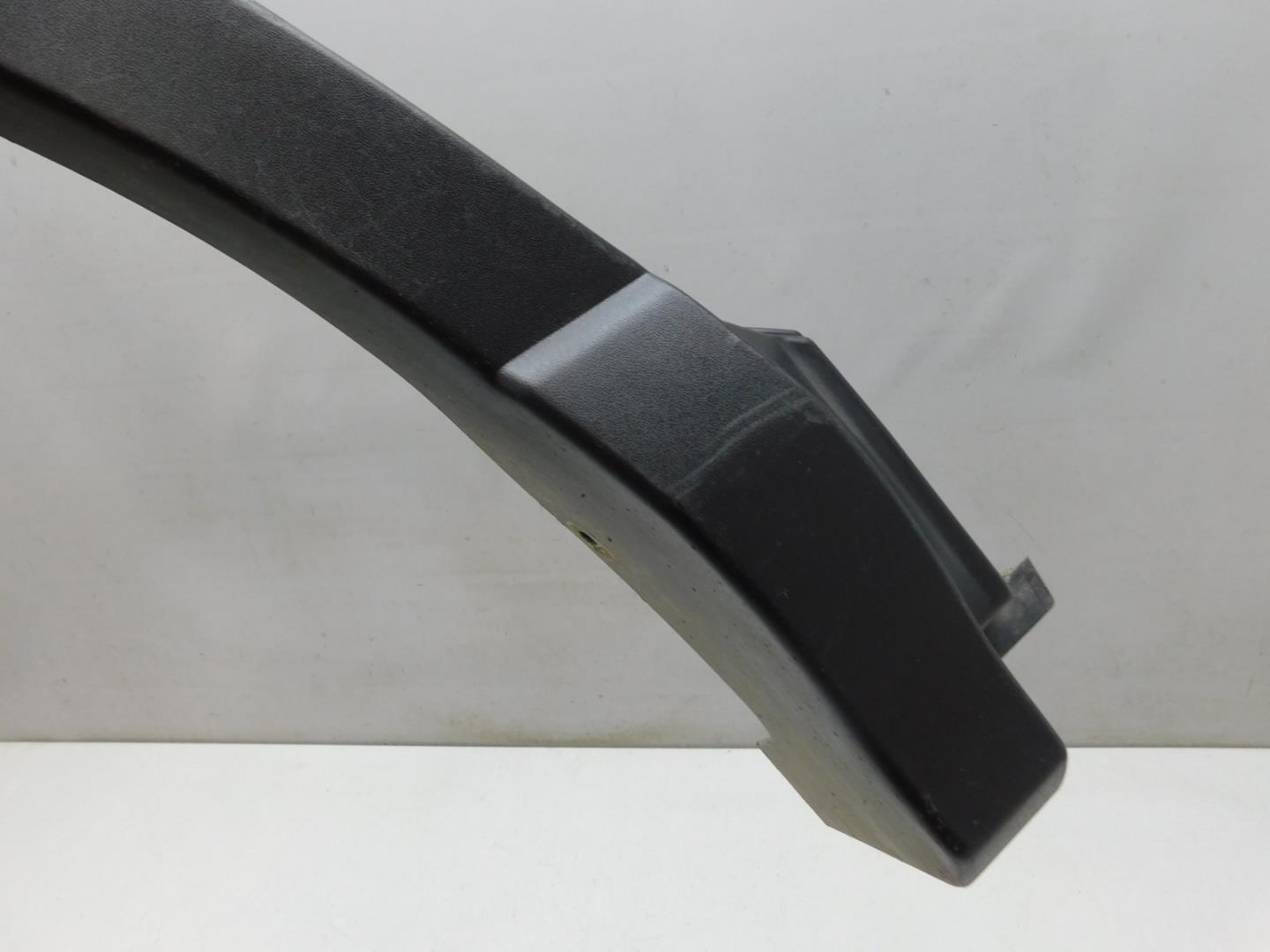 Накладка заднего крыла правого