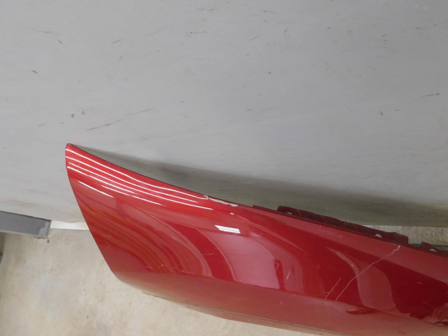 Крыло переднее правое