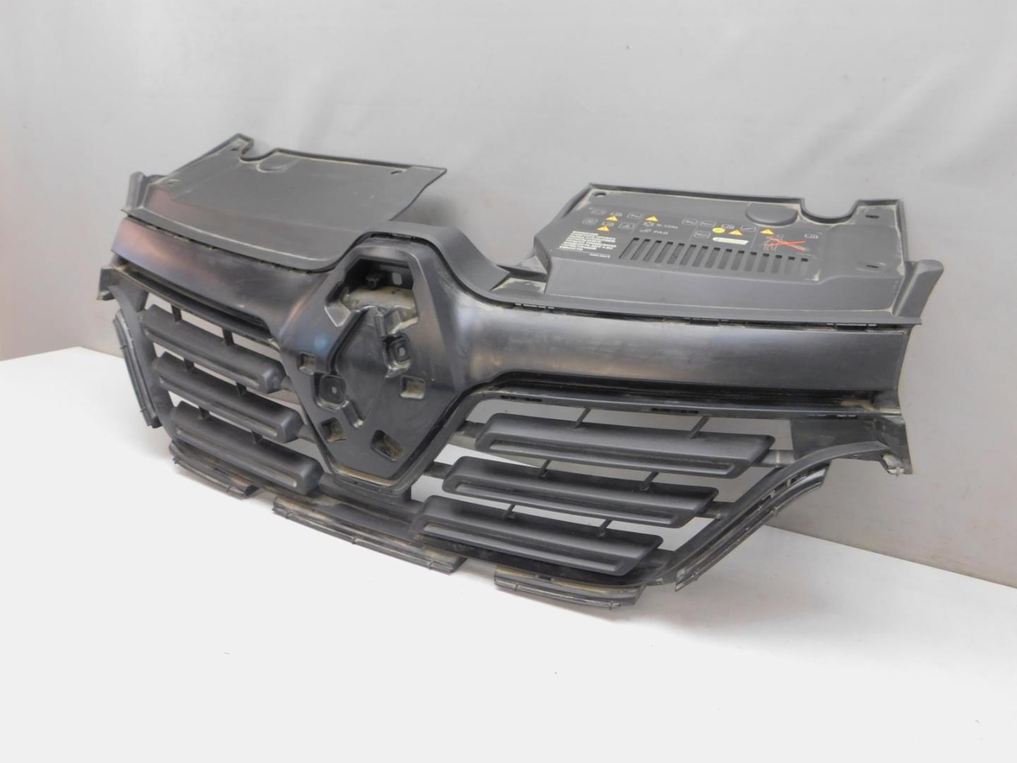 Решетка радиатора