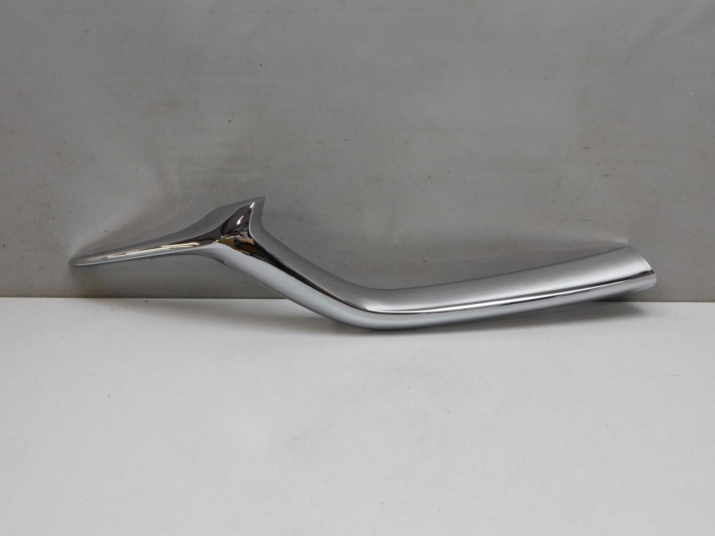 Накладка на решетку радиатора