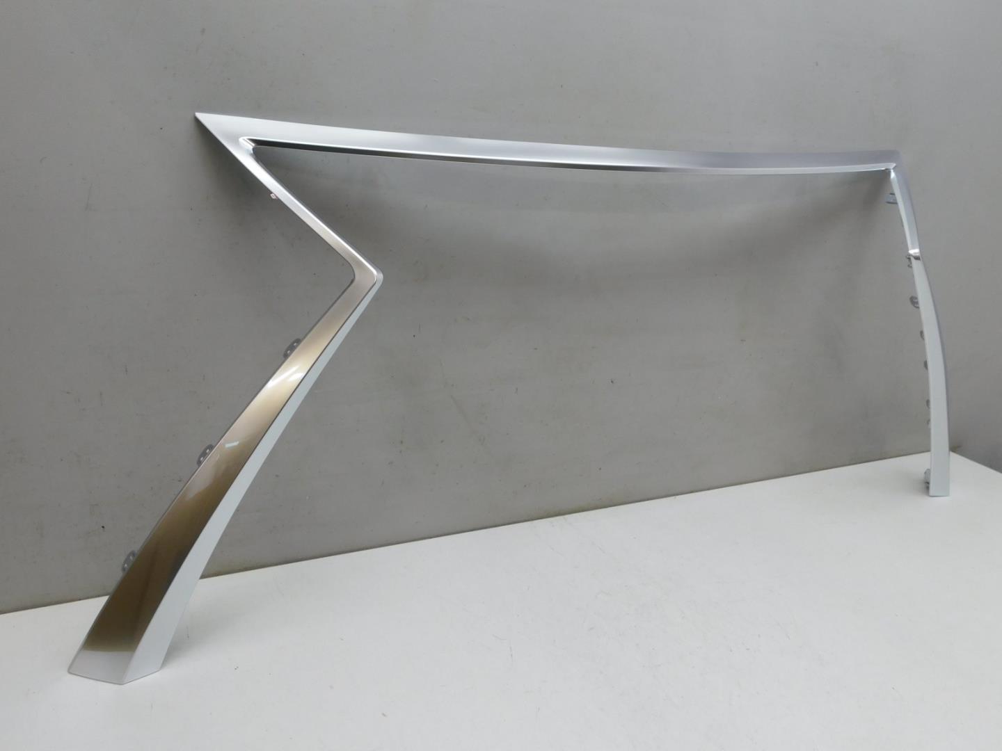 Накладка на решетку радиатора