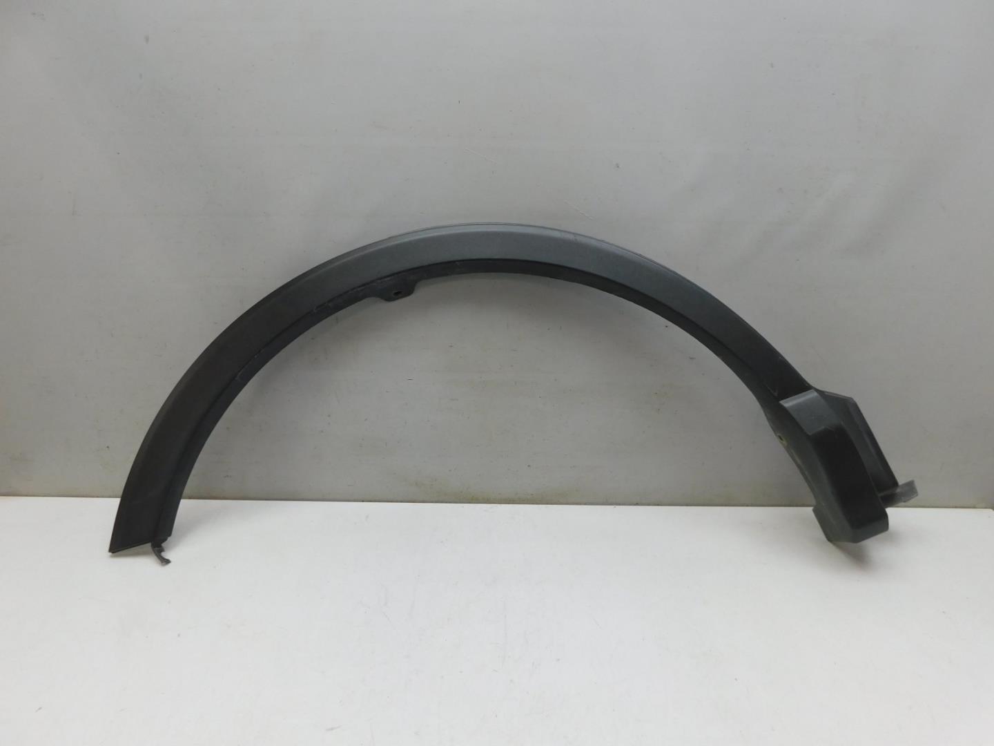 Накладка заднего крыла правого