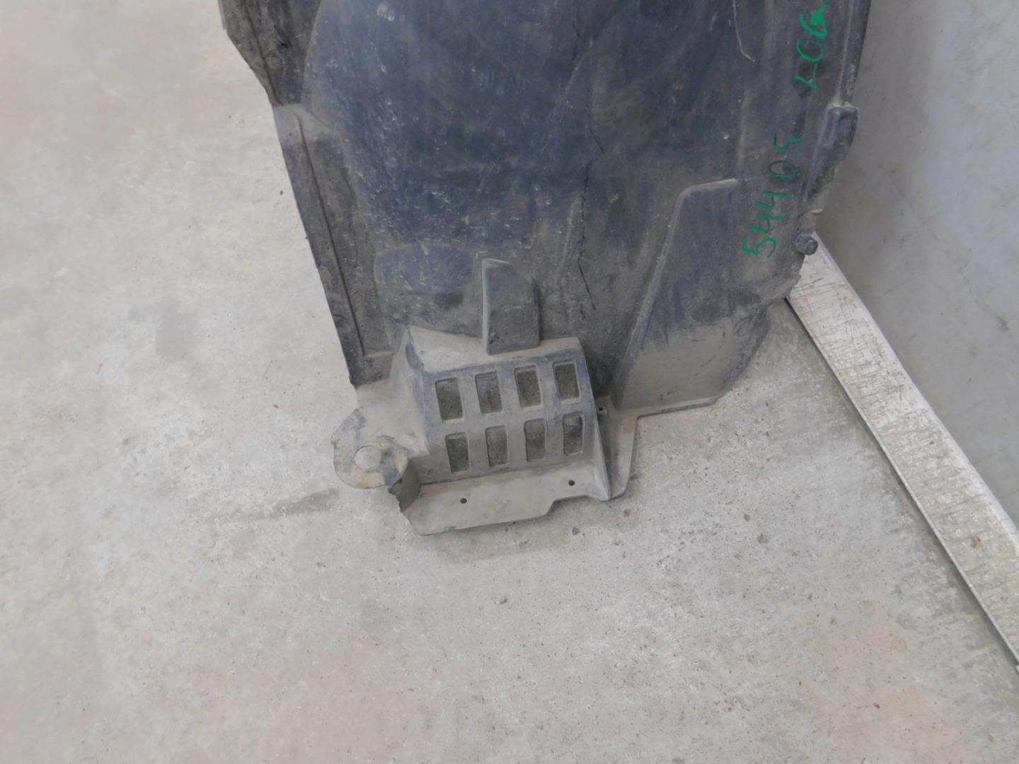 Локер передний левый