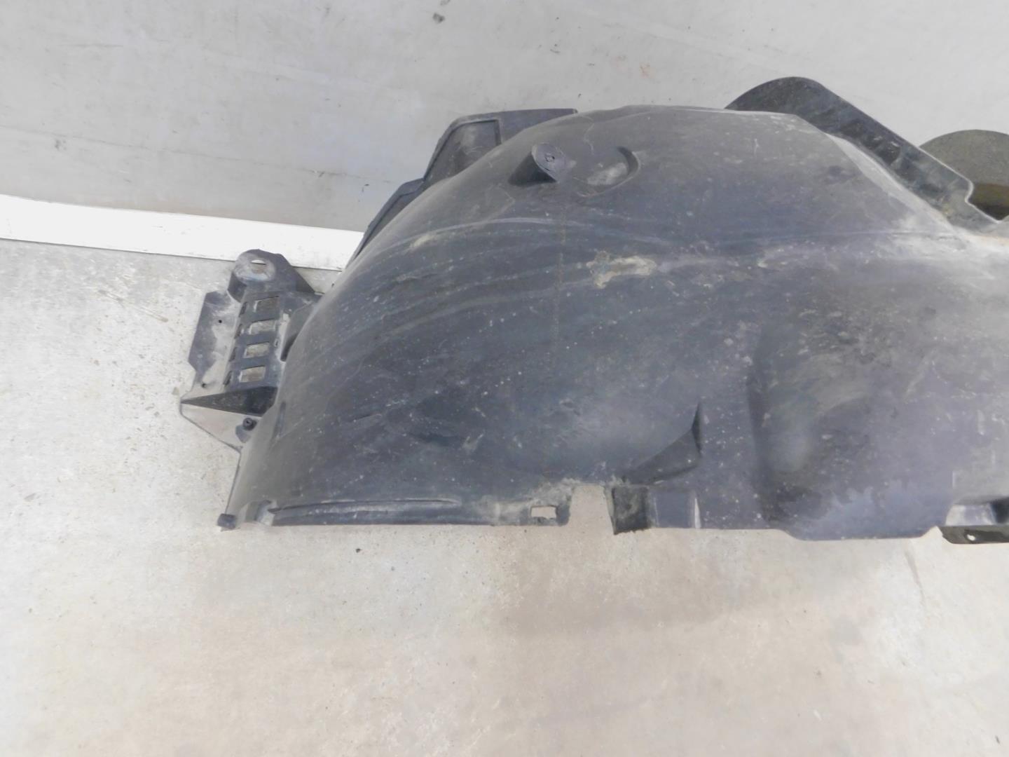 Локер передний левый