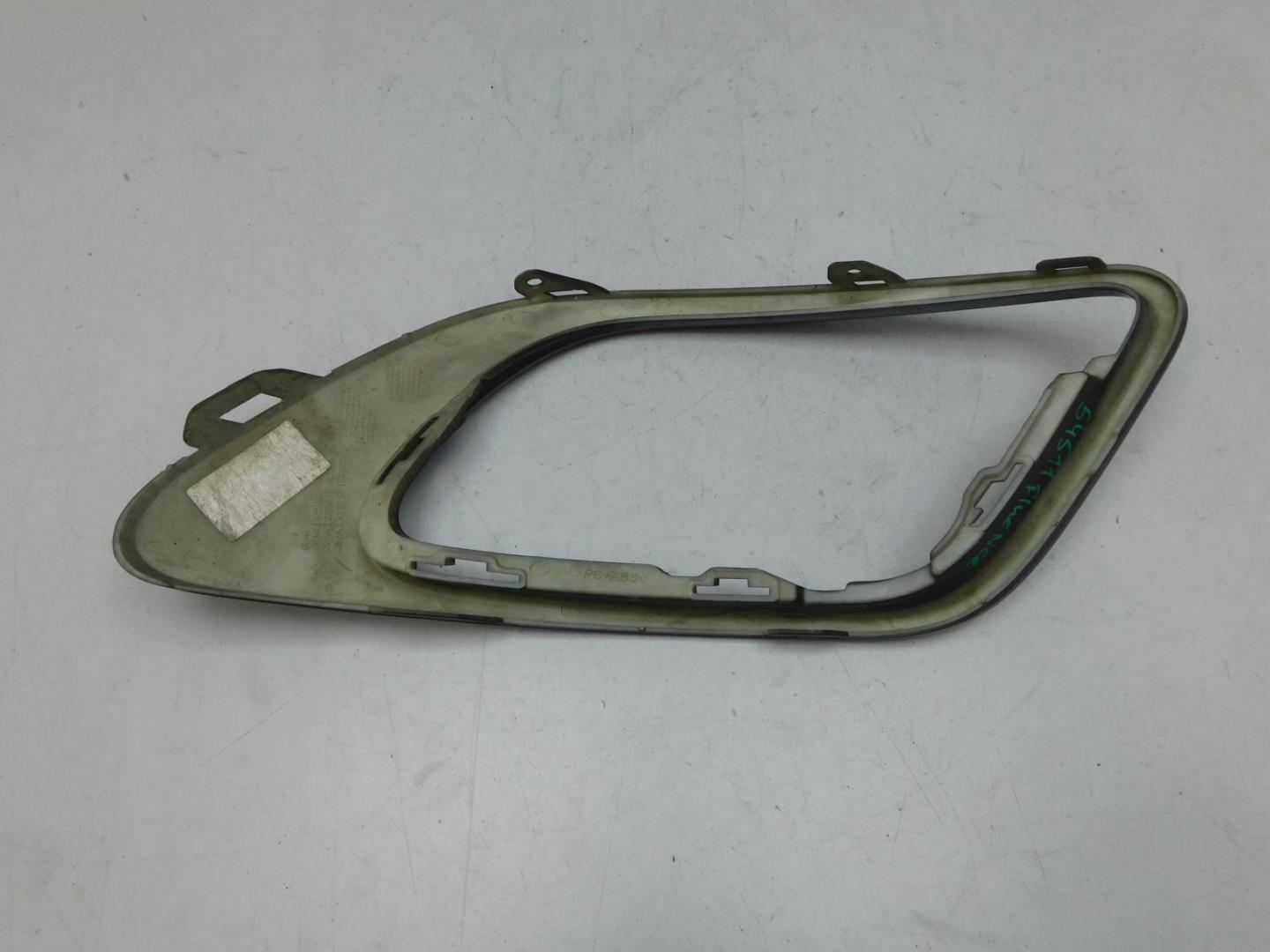 Рамка для противотуманных фар