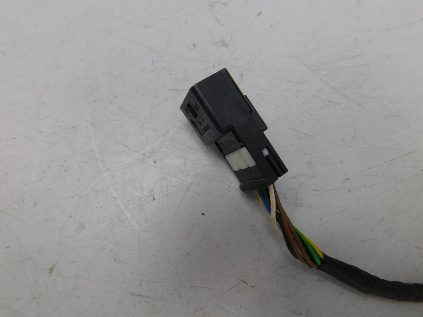 Зеркало правое электрическое