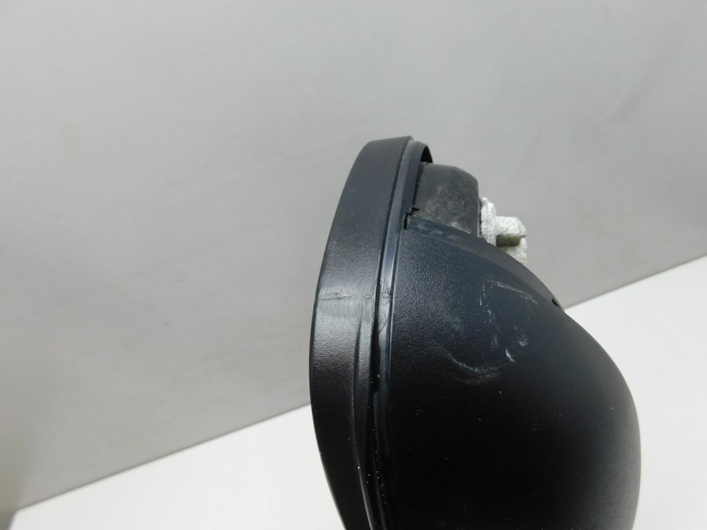 Зеркало правое электрическое