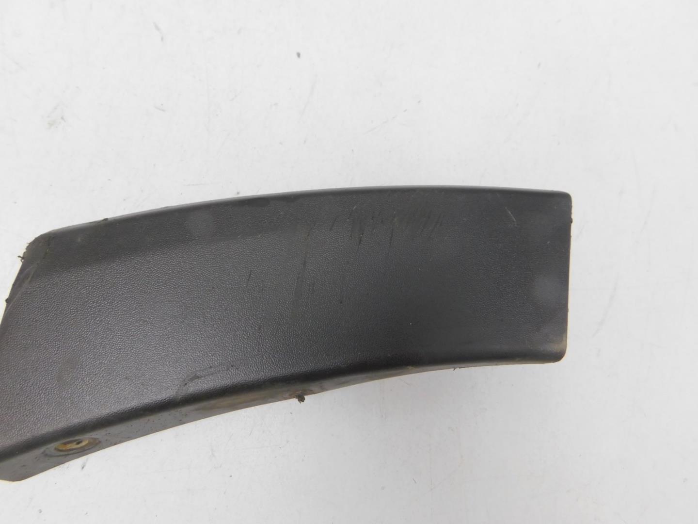 Накладка заднего бампера левая