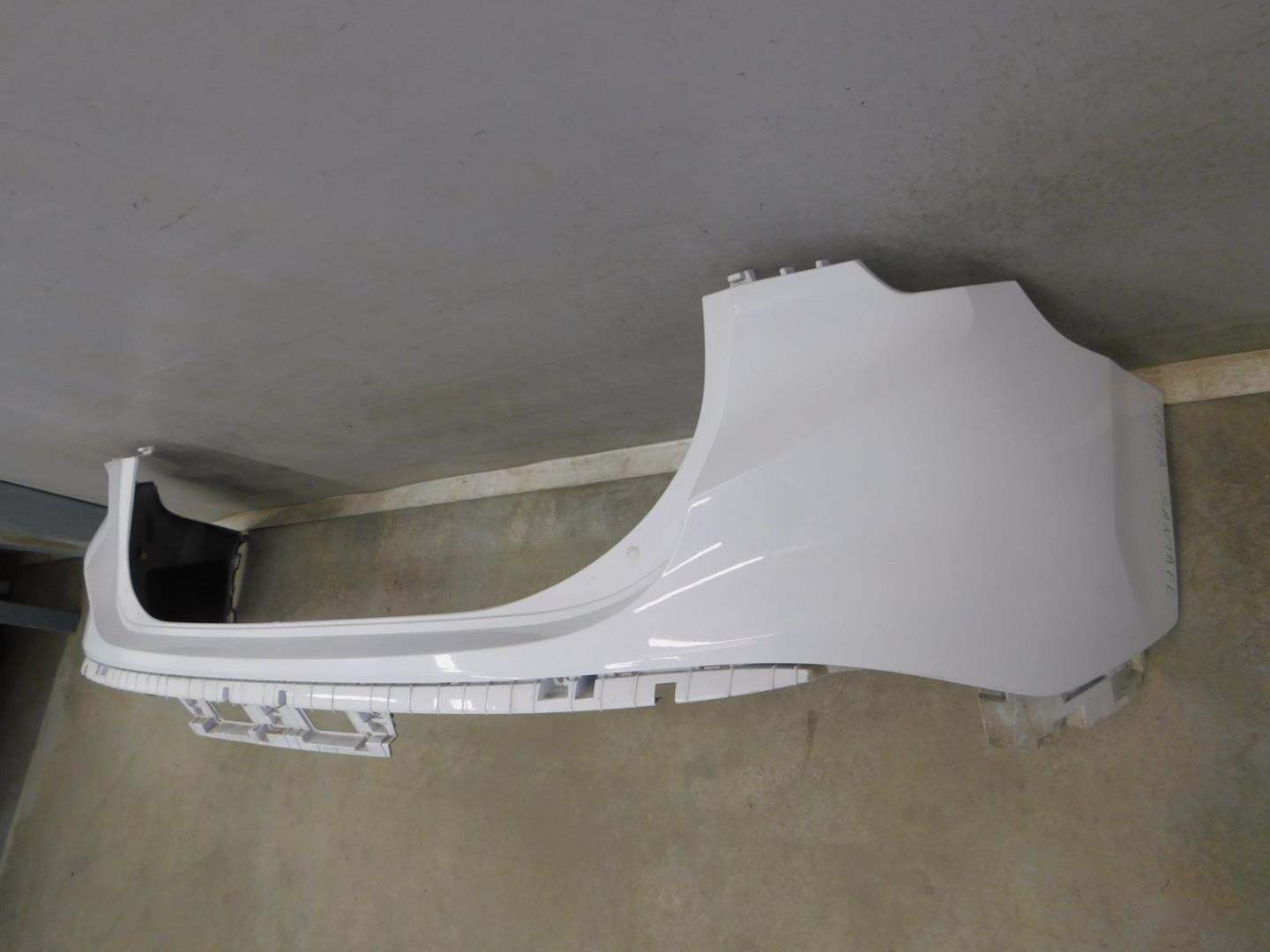 Бампер задний