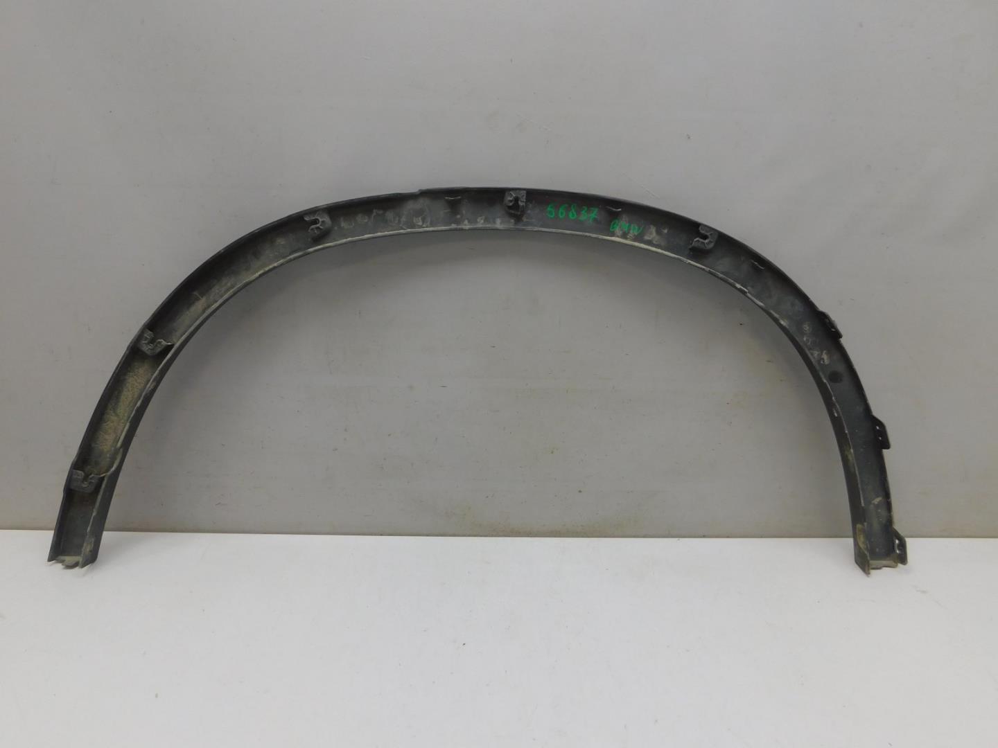 Накладка заднего крыла правого