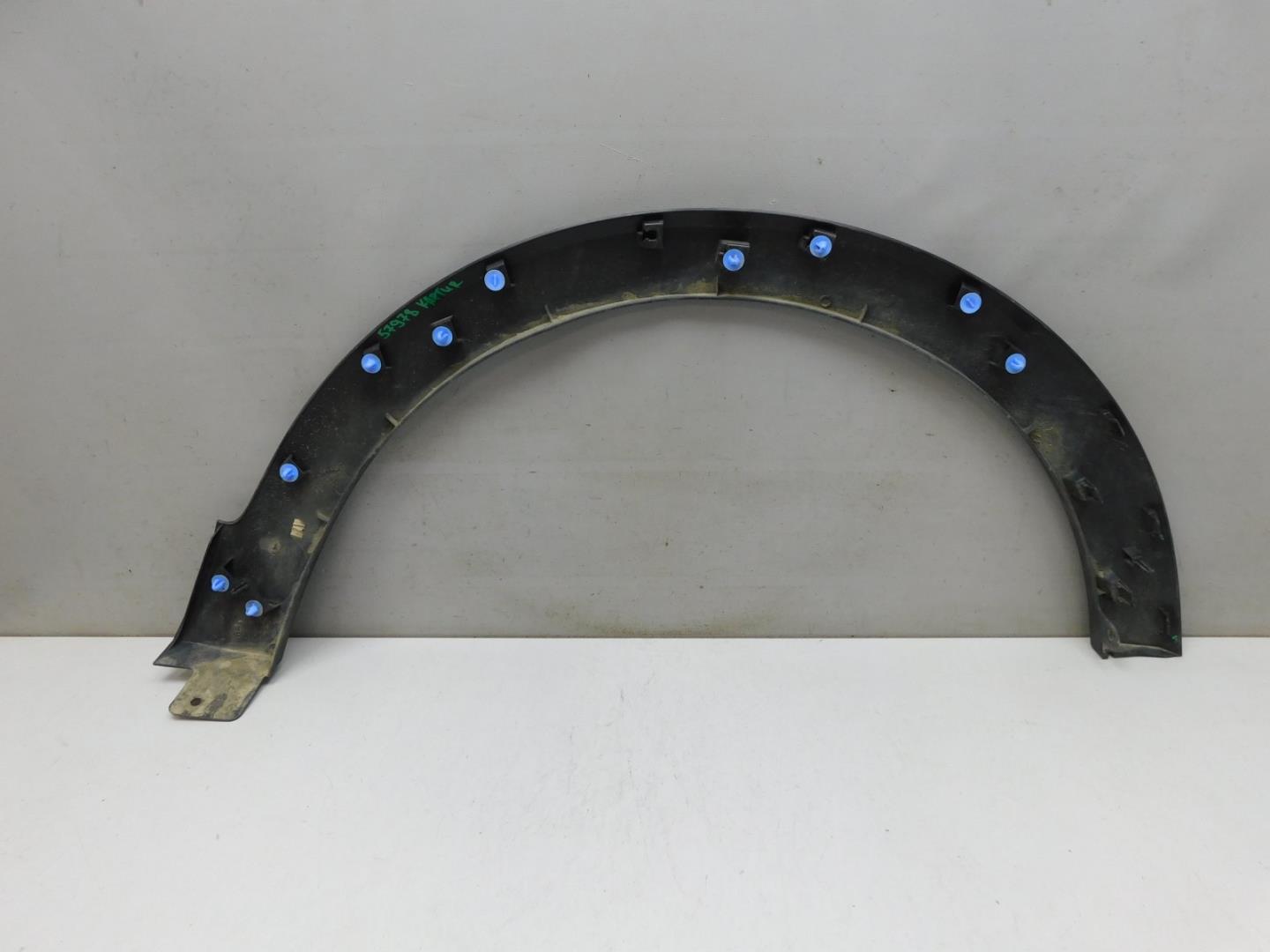 Накладка переднего крыла левого