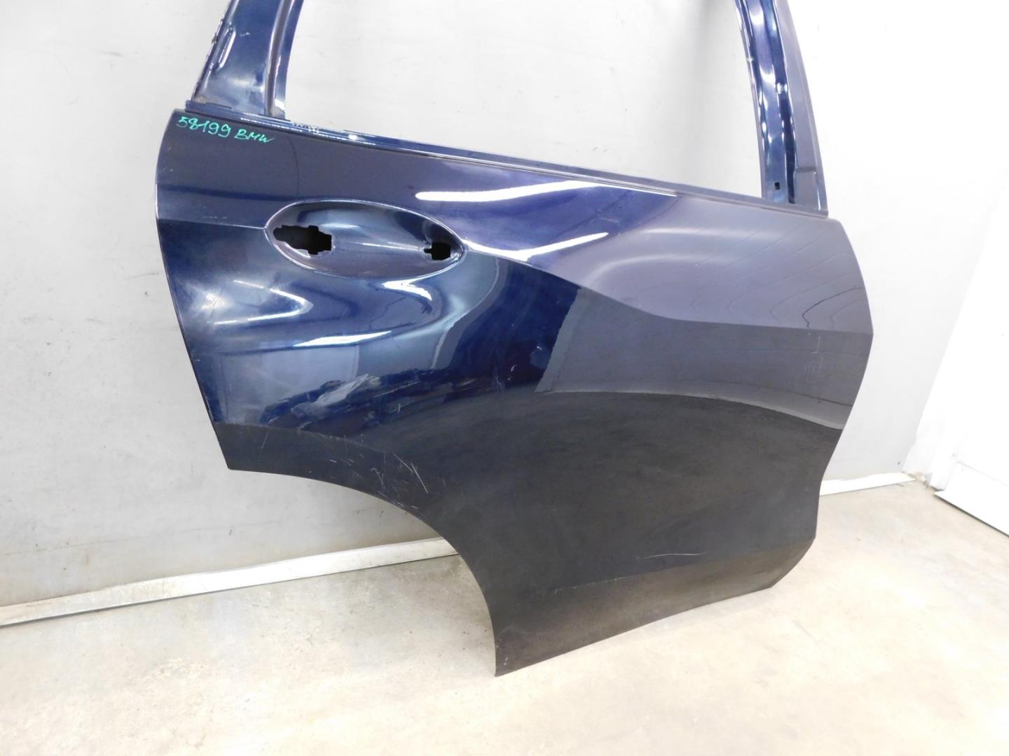 Дверь задняя правая