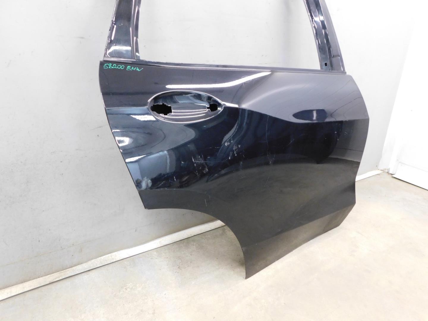 Дверь задняя правая