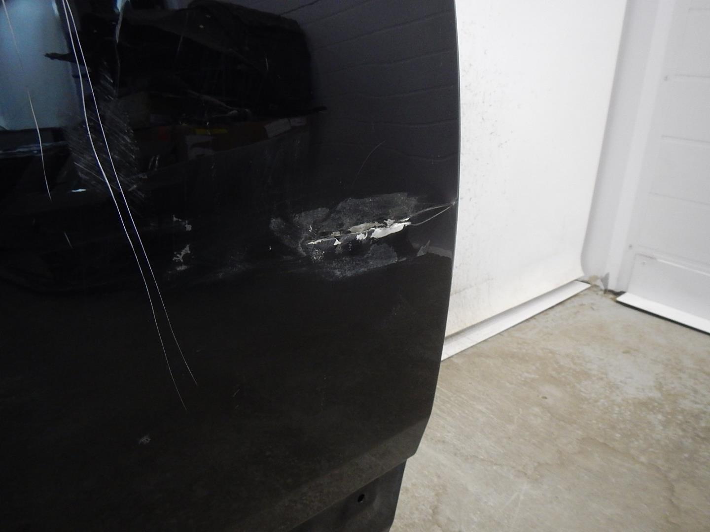 Дверь задняя правая