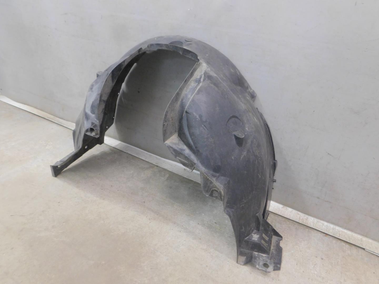 Локер передний левый