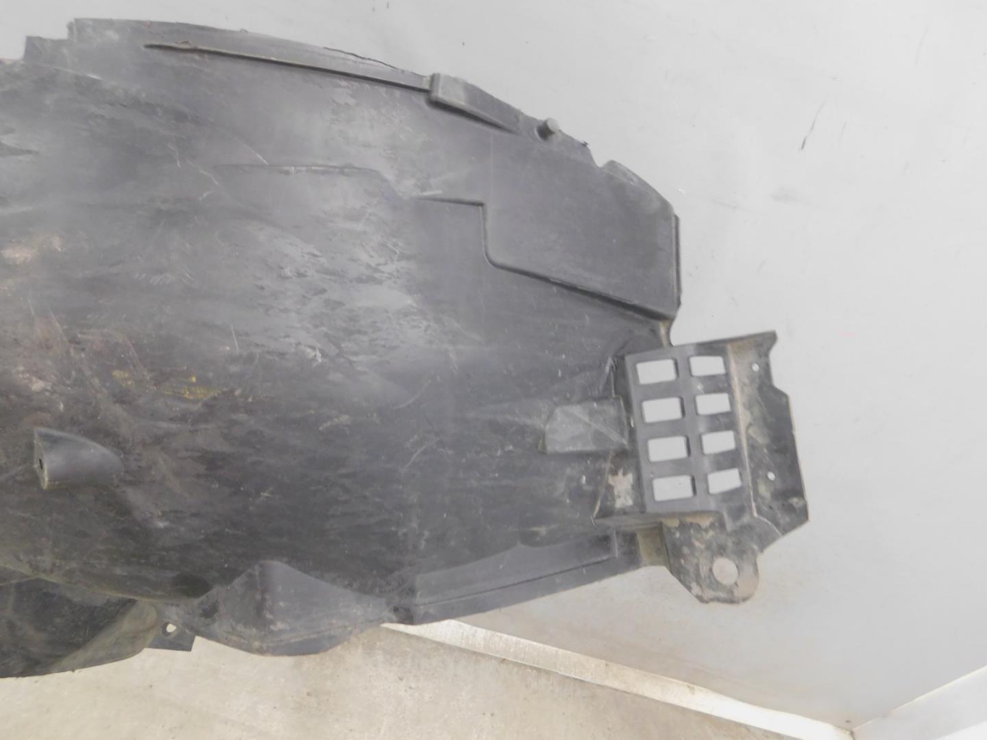 Локер передний левый