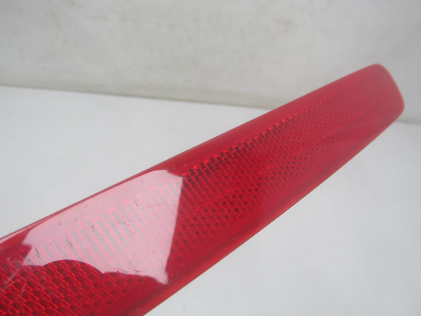 Фонарь задний в бампер правый