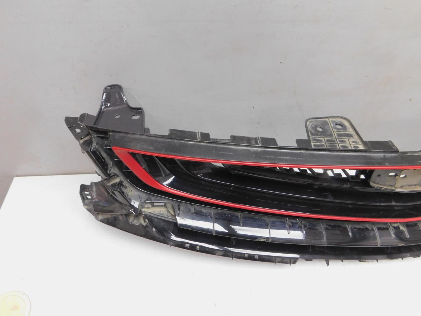 Решетка радиатора