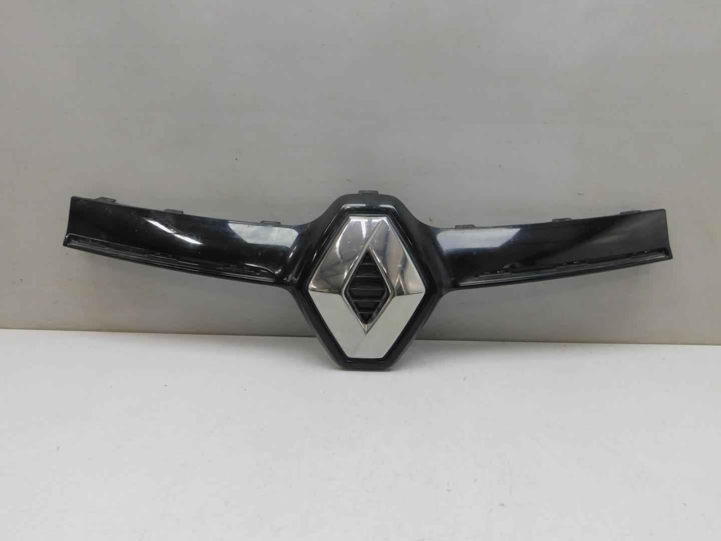 Накладка на решетку радиатора