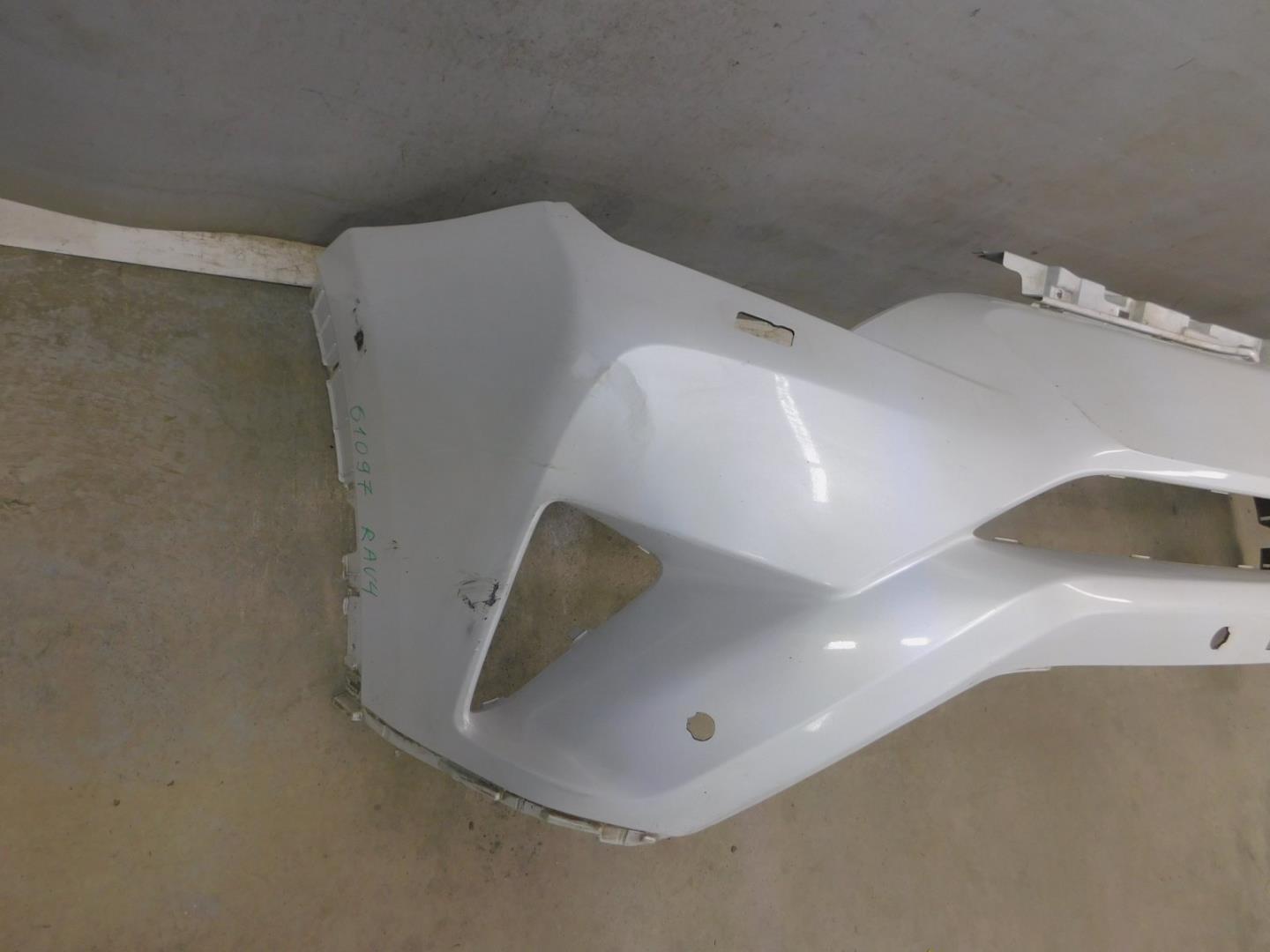 Бампер передний