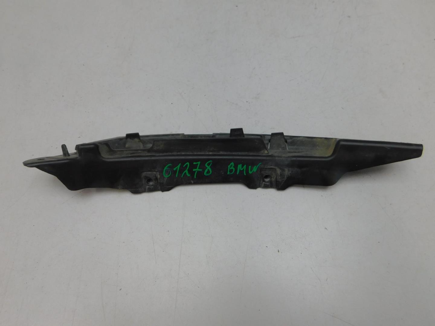 Кронштейн переднего бампера