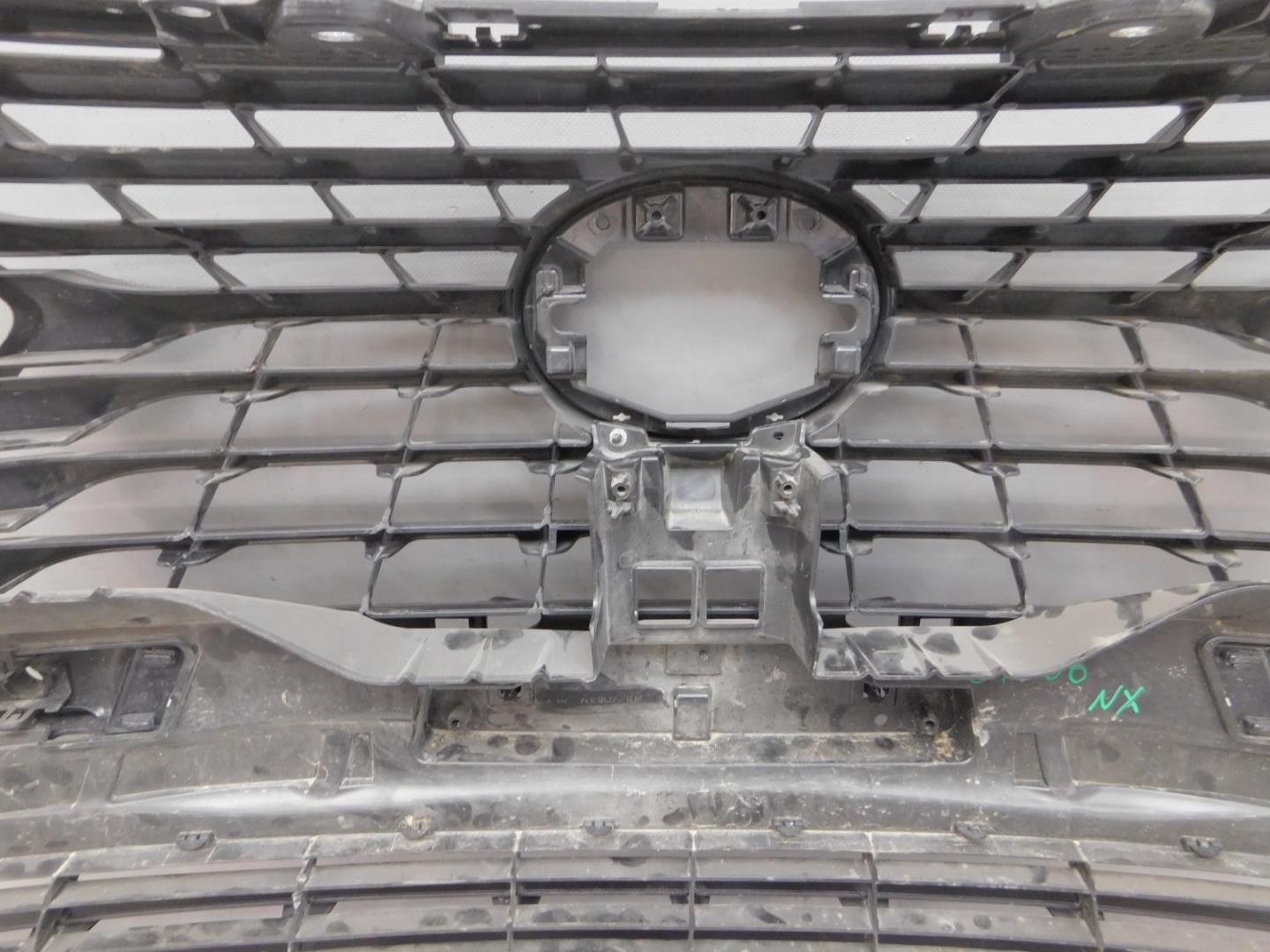 Решетка радиатора