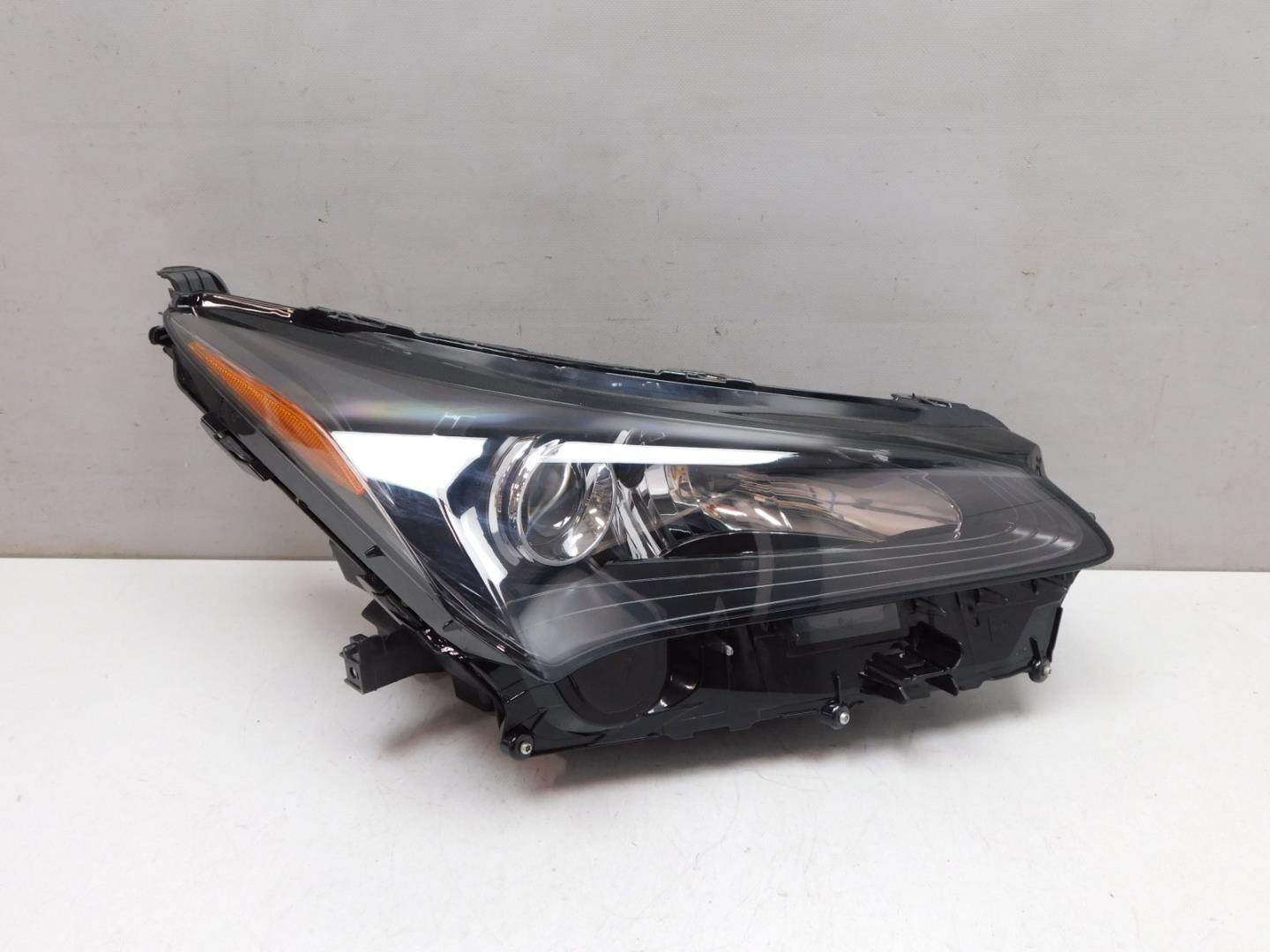 Фара правая