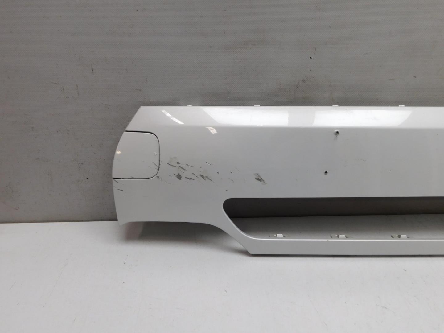 Накладка переднего бампера