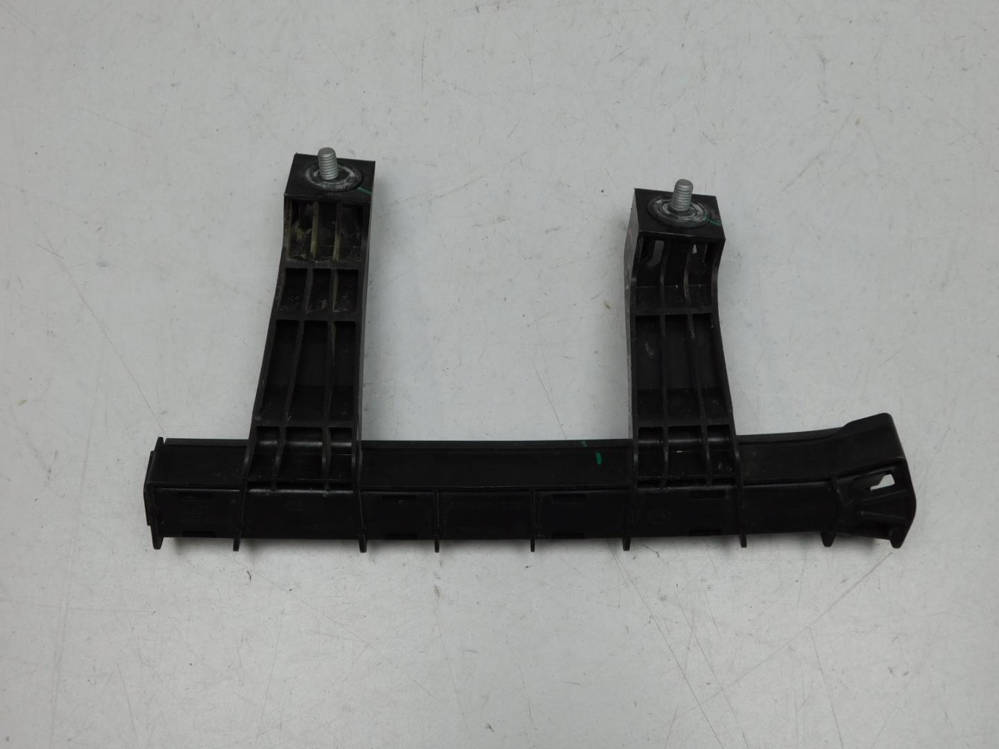 Направляющая стекла двери