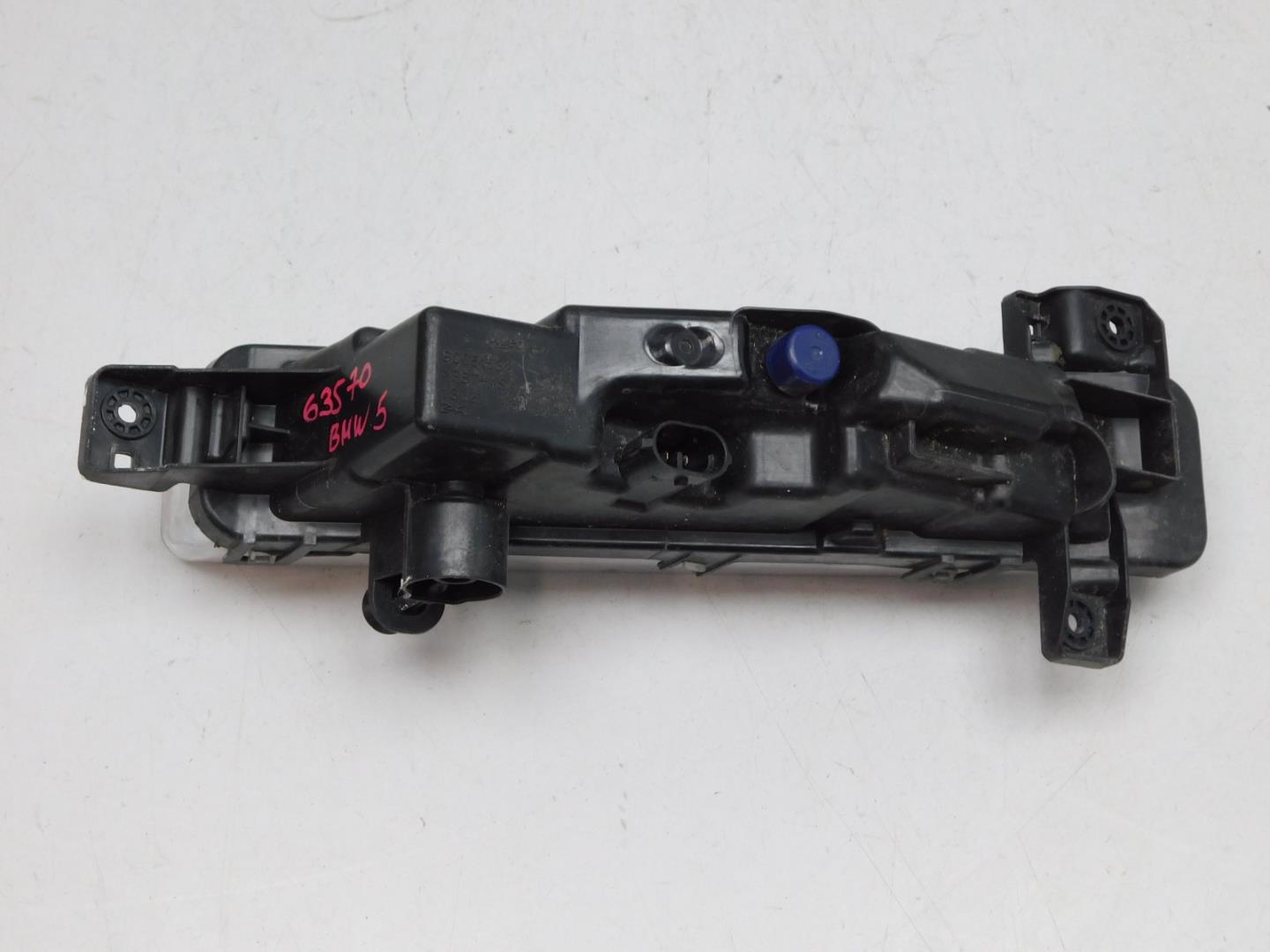 Фара противотуманная правая