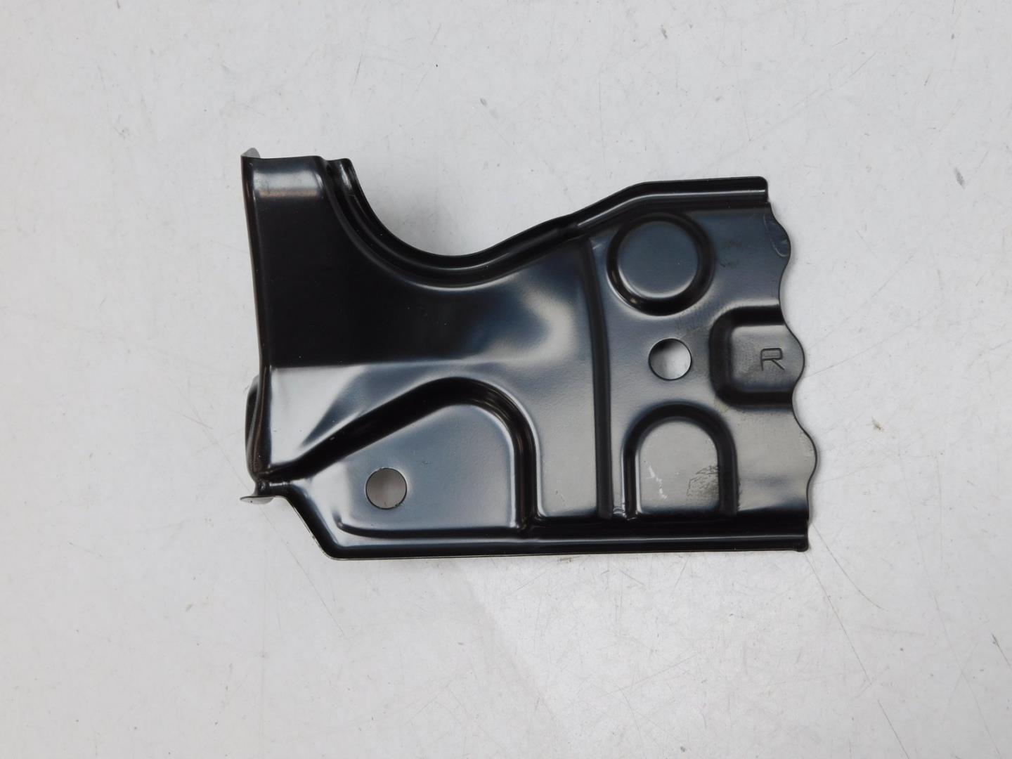 Кронштейн радиатора