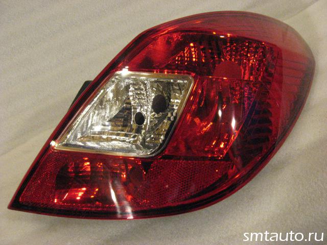 Фонарь задний правый