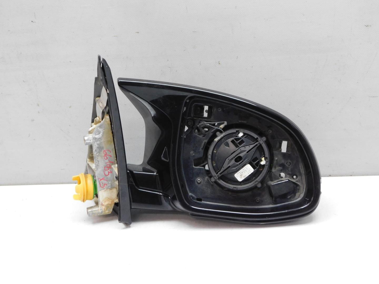 Зеркало правое электрическое