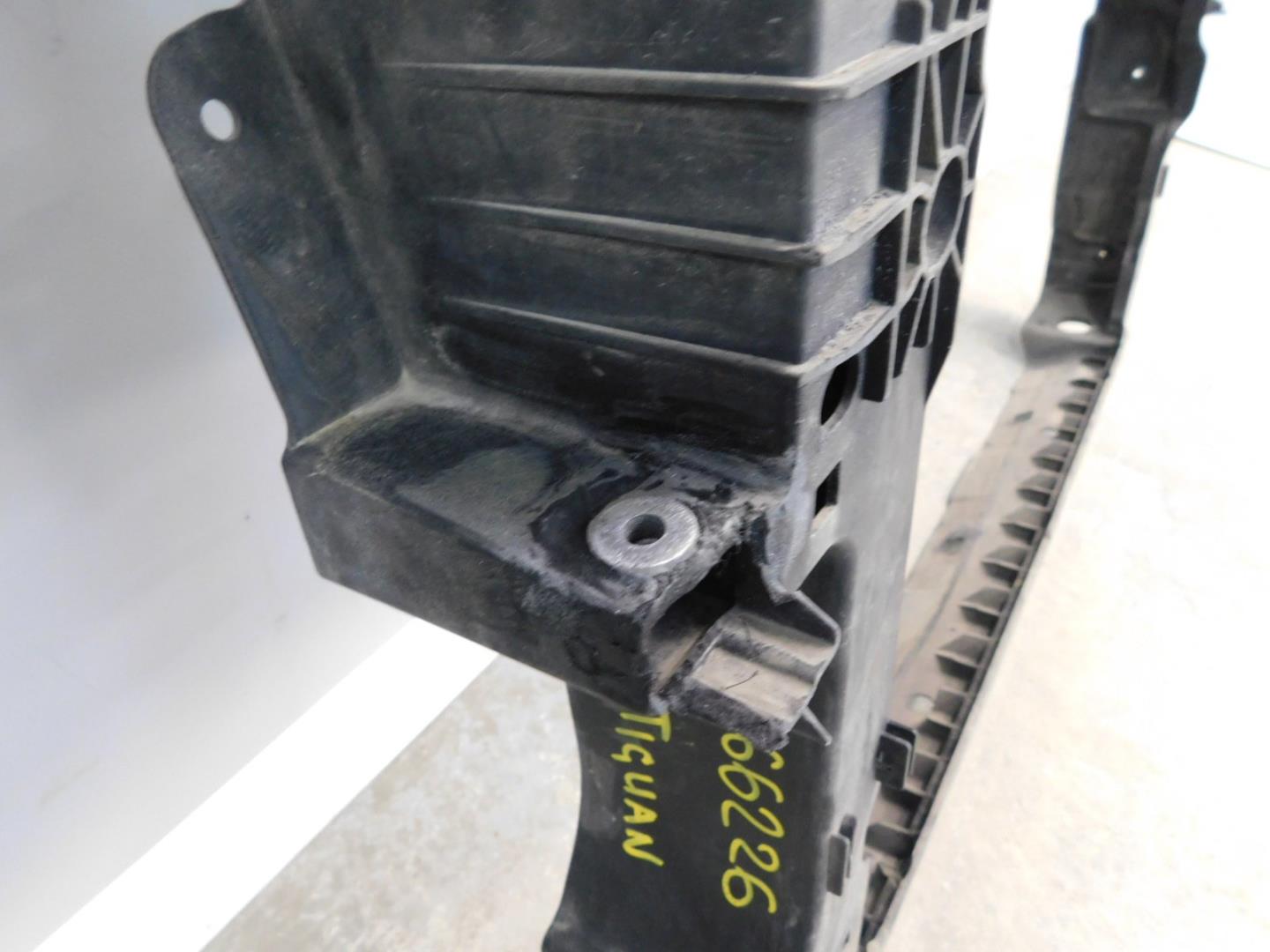 Панель передняя (телевизор)