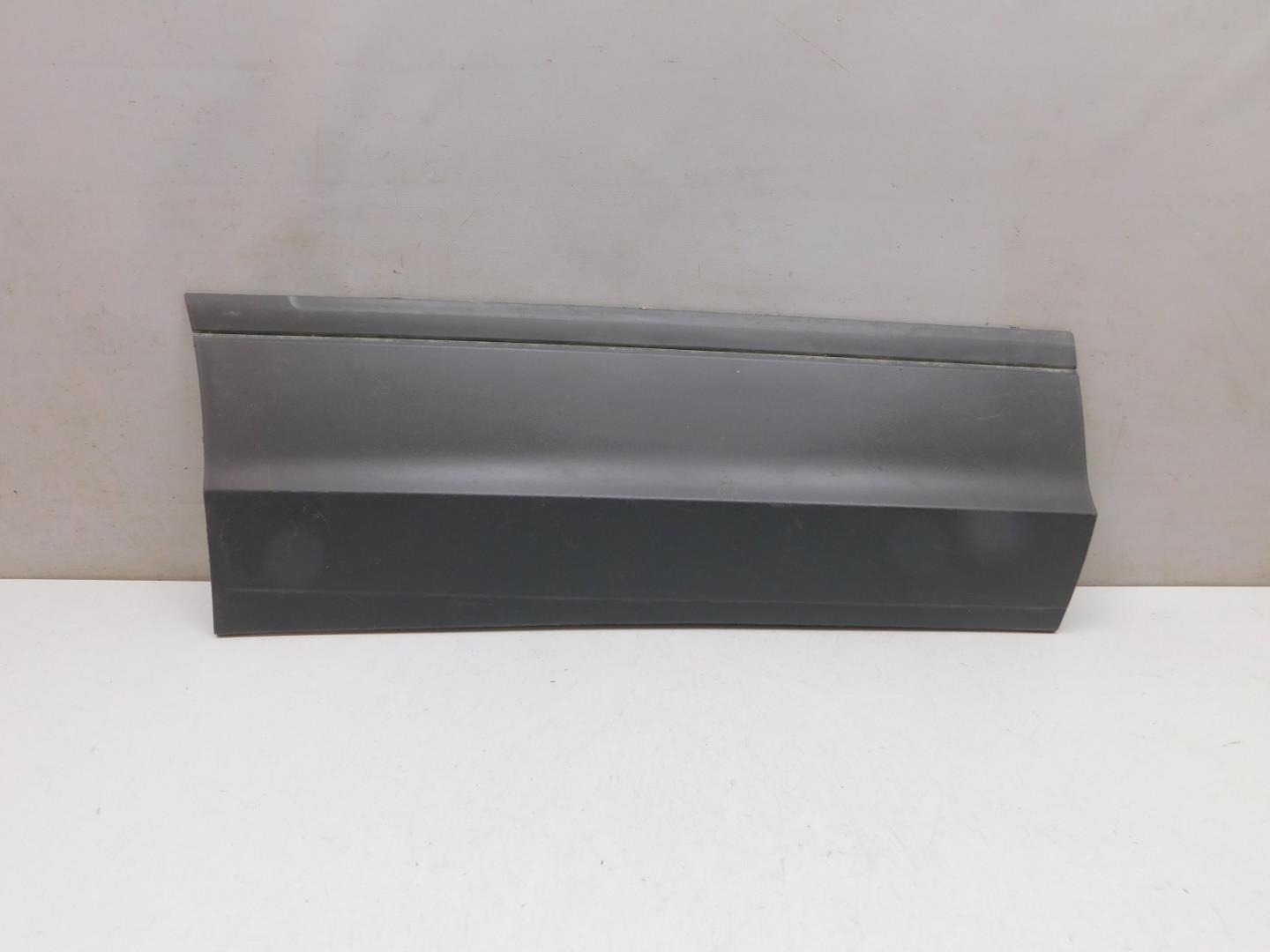 Накладка двери задней правой