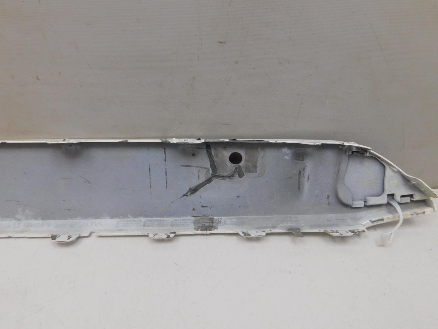 Накладка переднего бампера